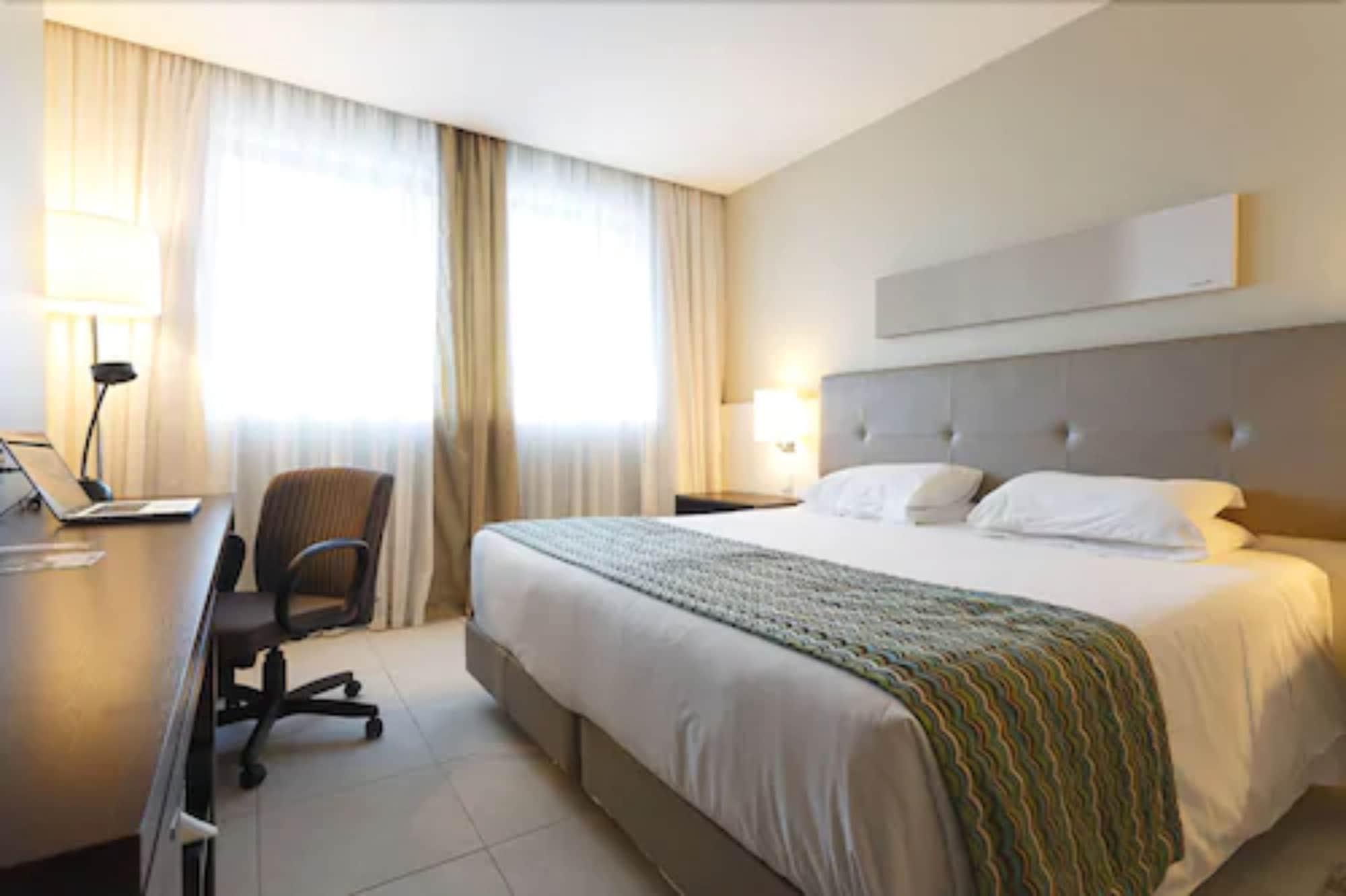 Mercure Salvador Pituba Exterior photo