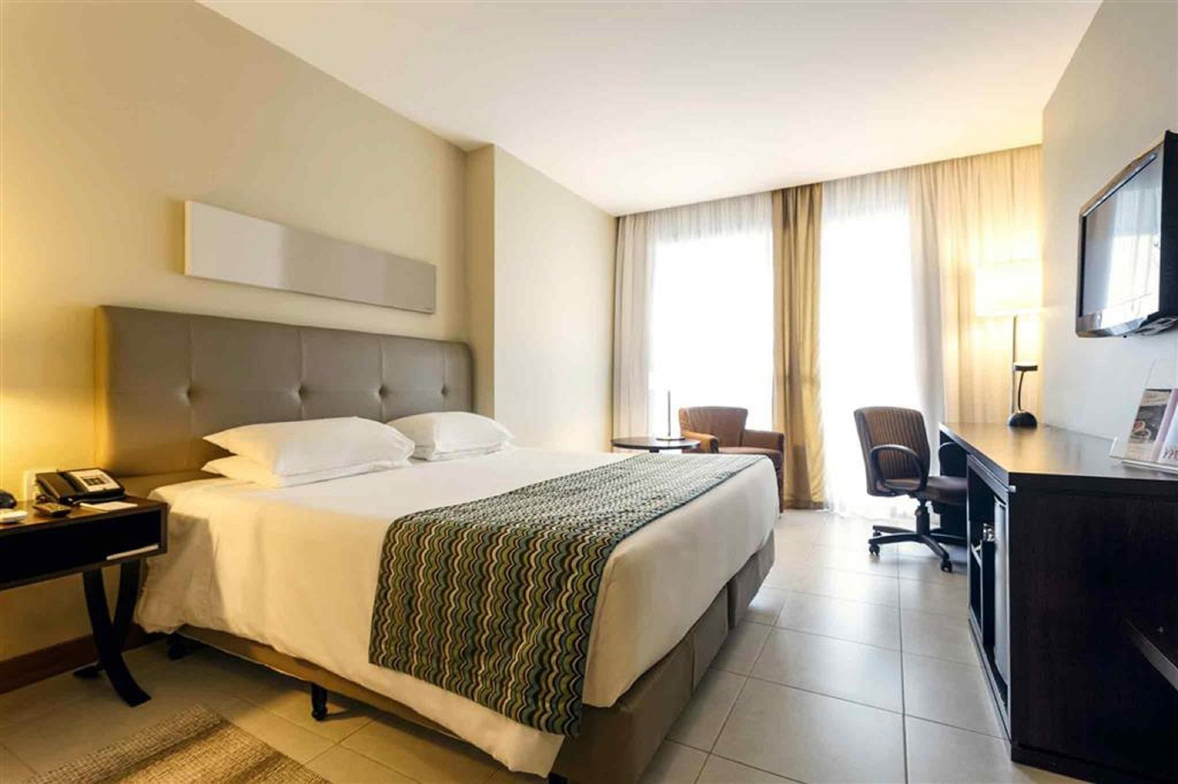 Mercure Salvador Pituba Exterior photo