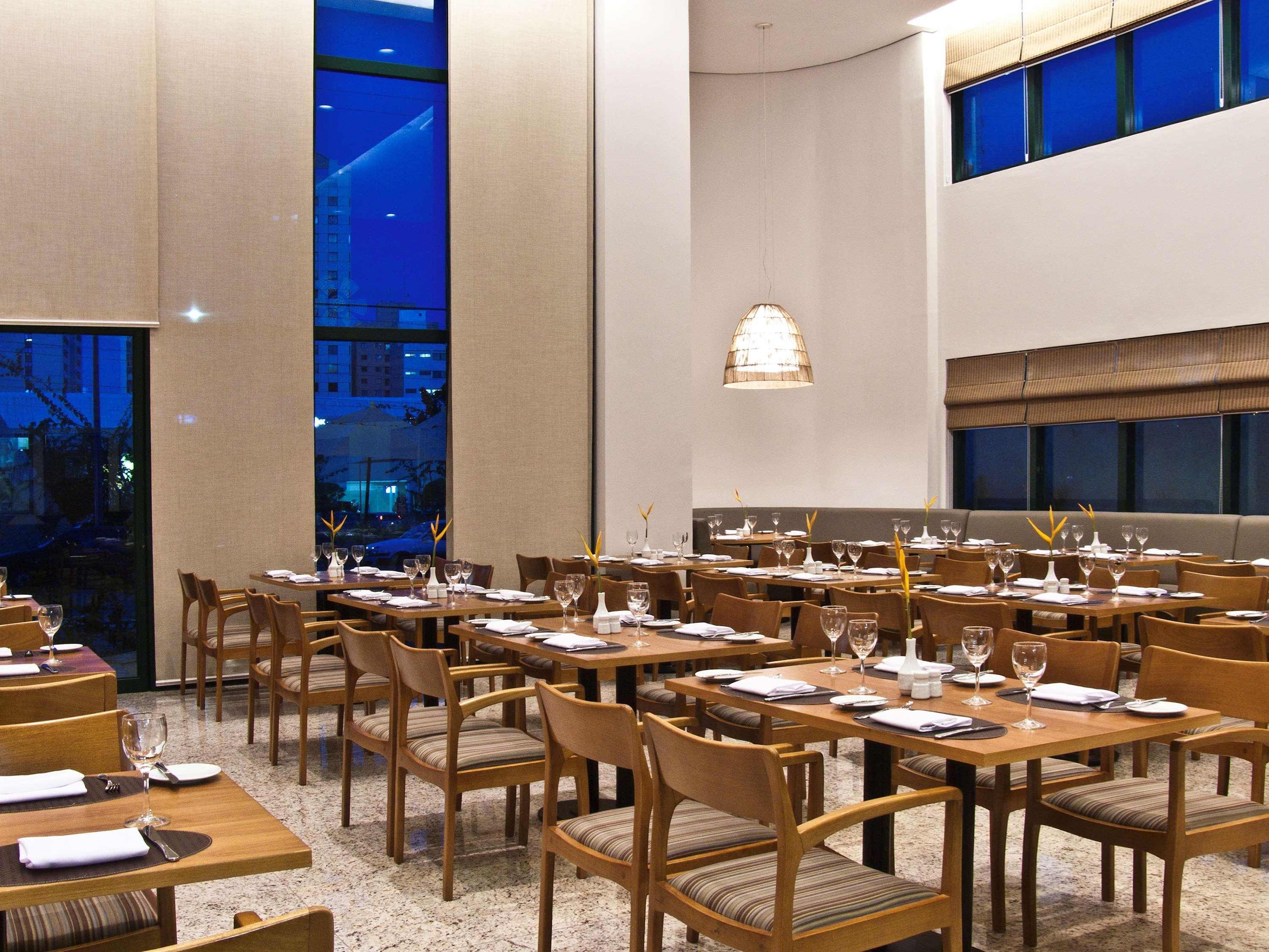 Mercure Salvador Pituba Restaurant photo
